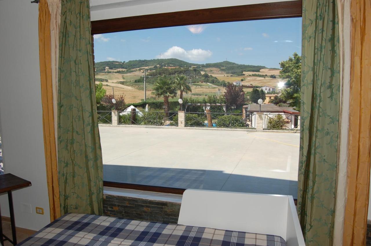 Aparthotel Al Settimo Cielo Montenero di Bisaccia Esterno foto