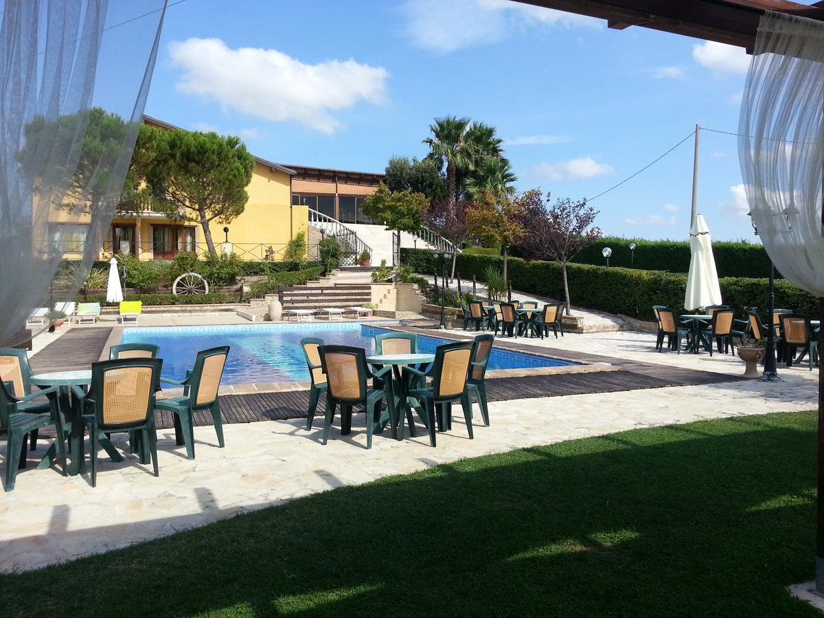 Aparthotel Al Settimo Cielo Montenero di Bisaccia Esterno foto